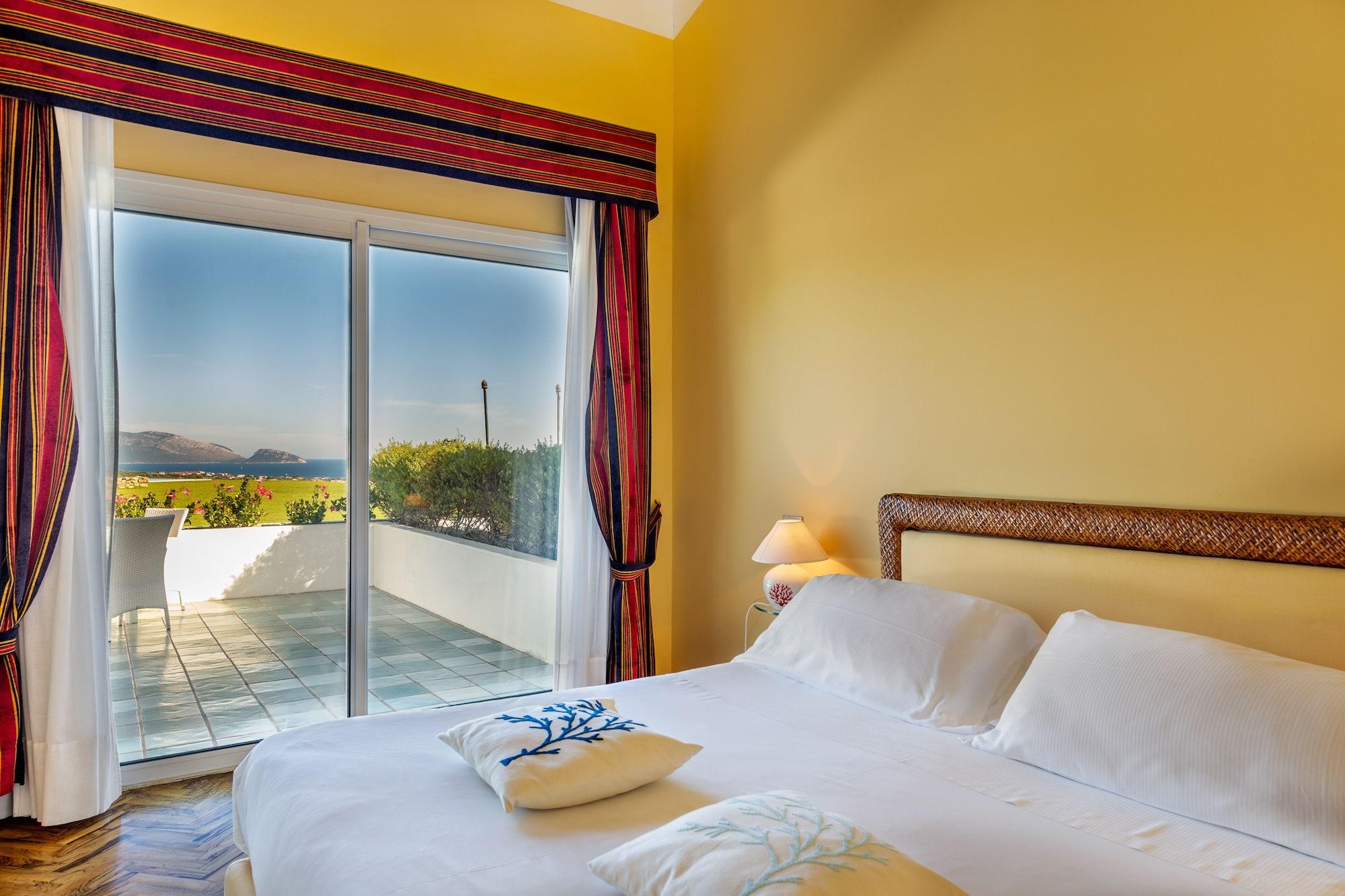 Hotel Luna Lughente Олбия Екстериор снимка