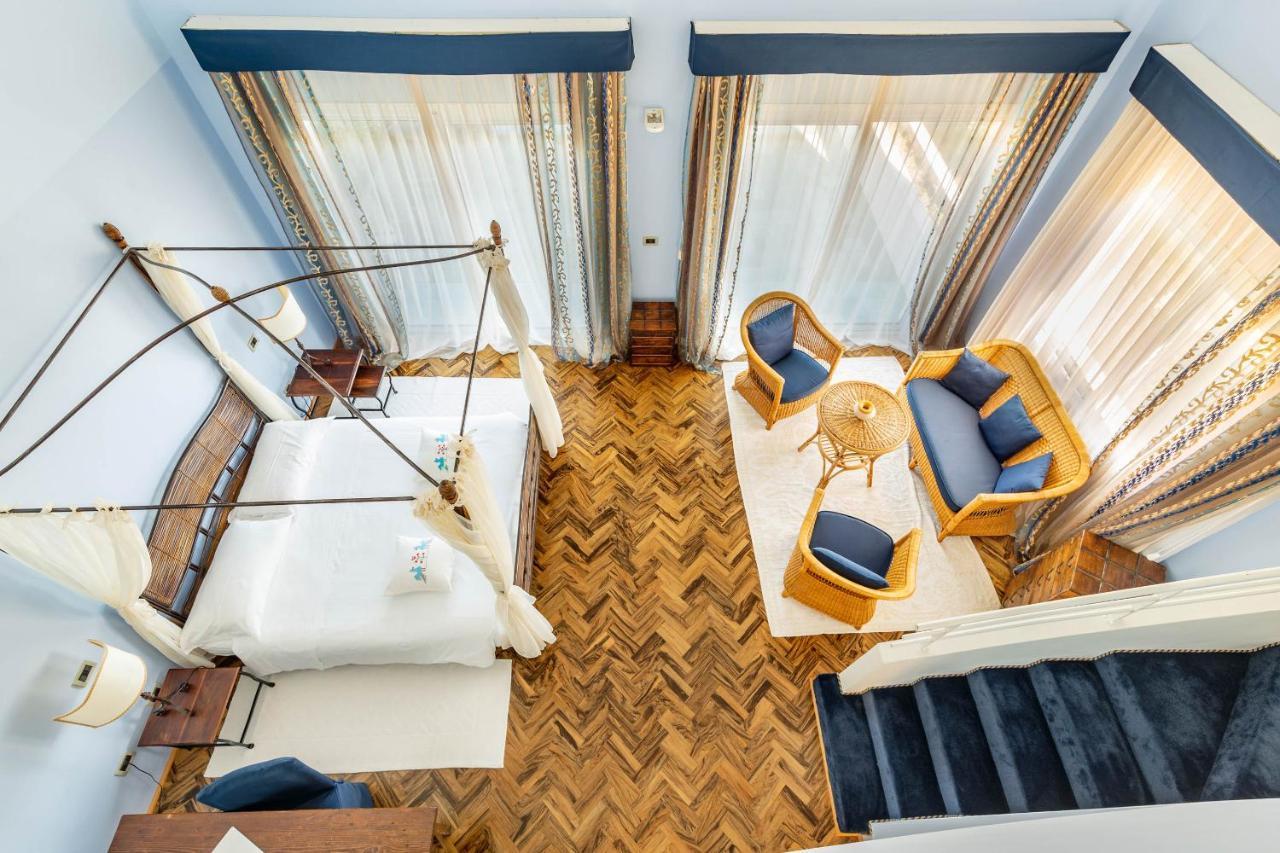 Hotel Luna Lughente Олбия Екстериор снимка