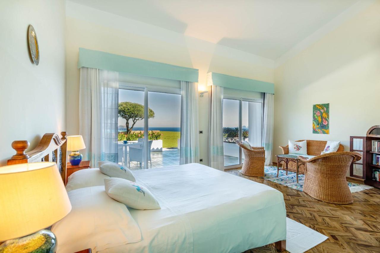 Hotel Luna Lughente Олбия Екстериор снимка