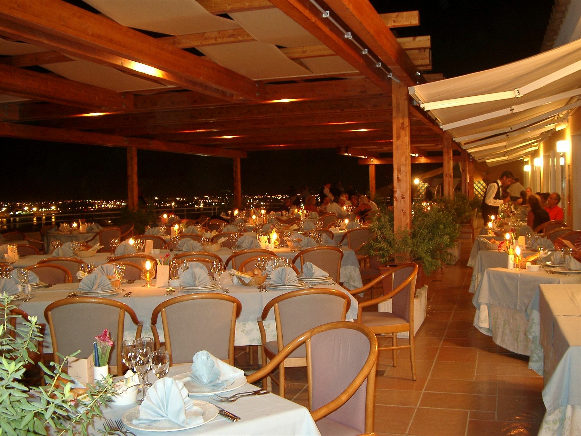Hotel Luna Lughente Олбия Екстериор снимка